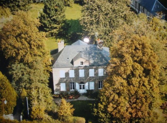 Au Charme Des Pommiers Bed & Breakfast Thiberville Dış mekan fotoğraf